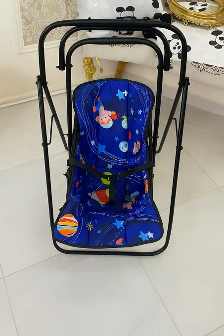 أرجوحة اطفال لون ازرق  (الحديداسود)