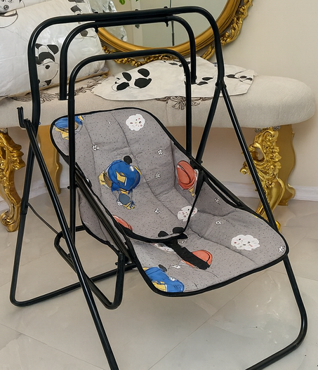 أرجوحة اطفال لون رمادي  1 (الحديداسود)