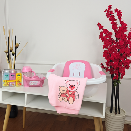 باك الاستحمام المتكون من العديد من القطع   لون وردي