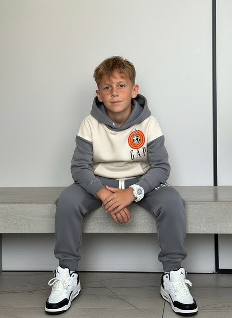 survette GAP looney tunes