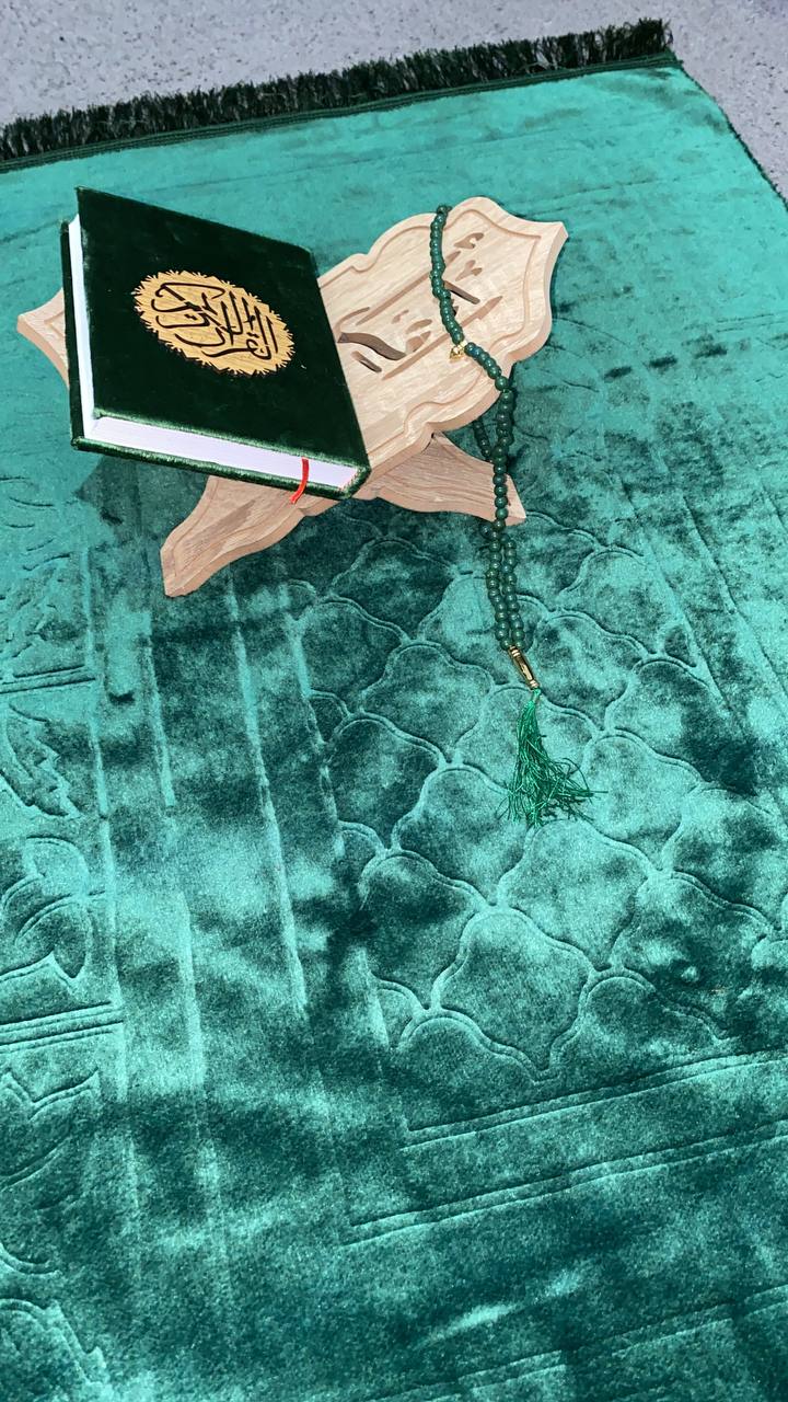 اخضر