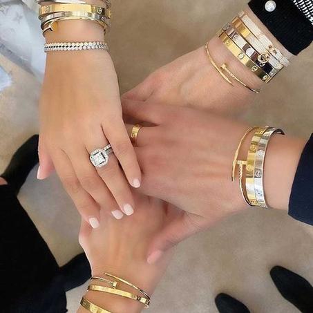 اكسسوارات نسائية