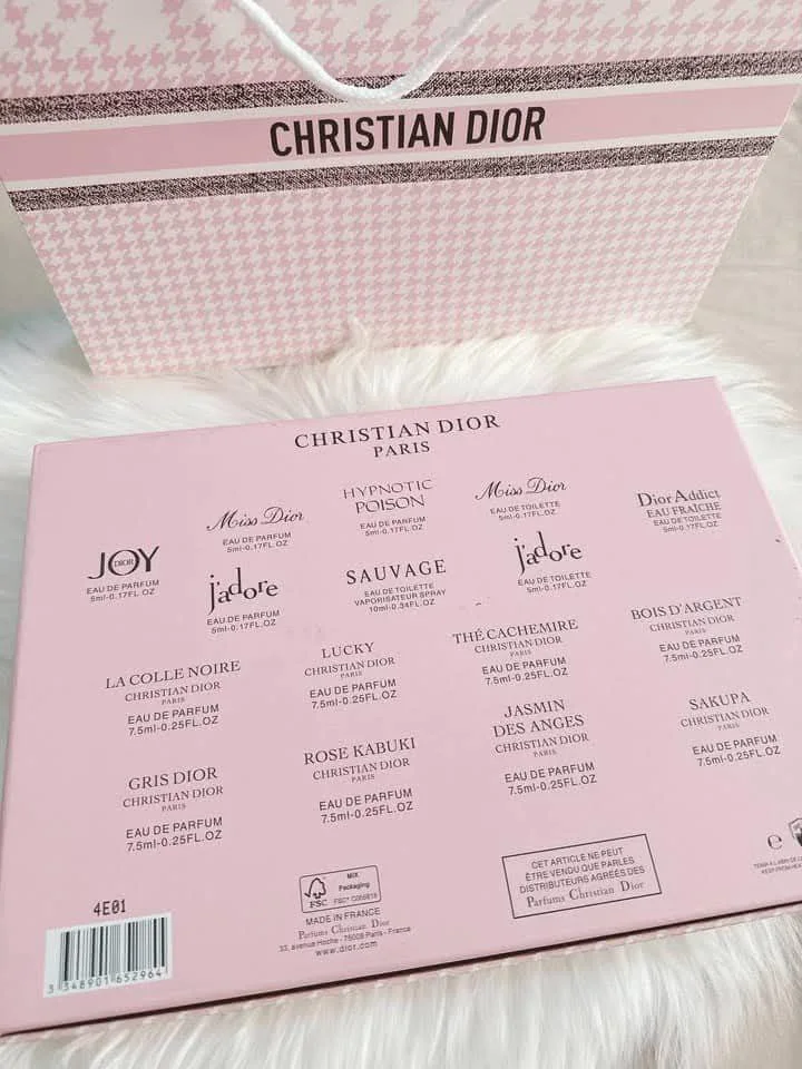 COFFRET CHRISTIAN DIOR  16 MINIATURES