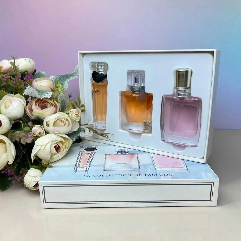 COFFRET LANCOME 3 IN 1 TESTEURS 30 ML  TRESOR + LA VIE EST BELLE + MIRACLE