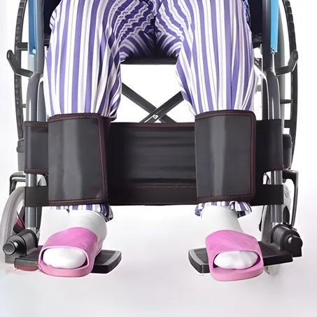 حزام تثبيت الأرجل على الكرسي المتحرك