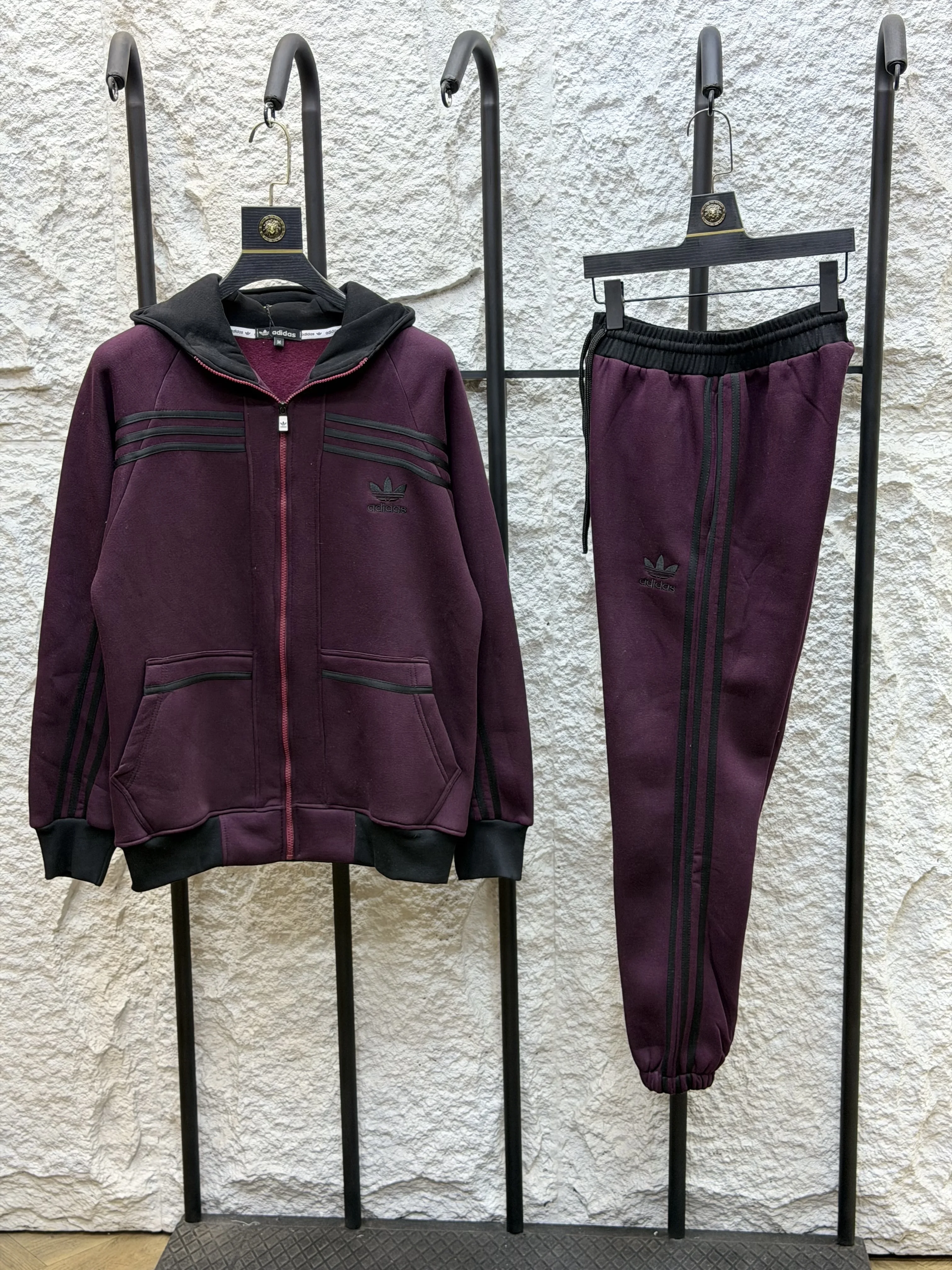 ensemble adidas 2026