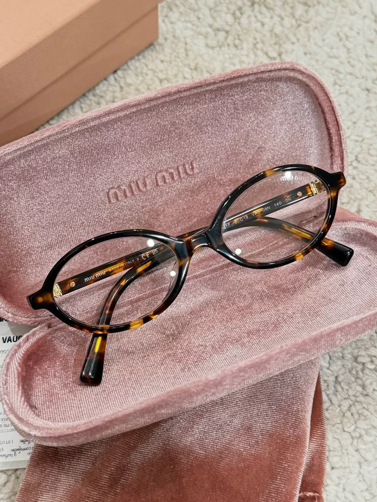 MIU GLASSES