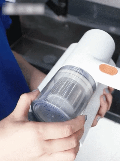 مكنسة شفط الغبار وإزالة العث