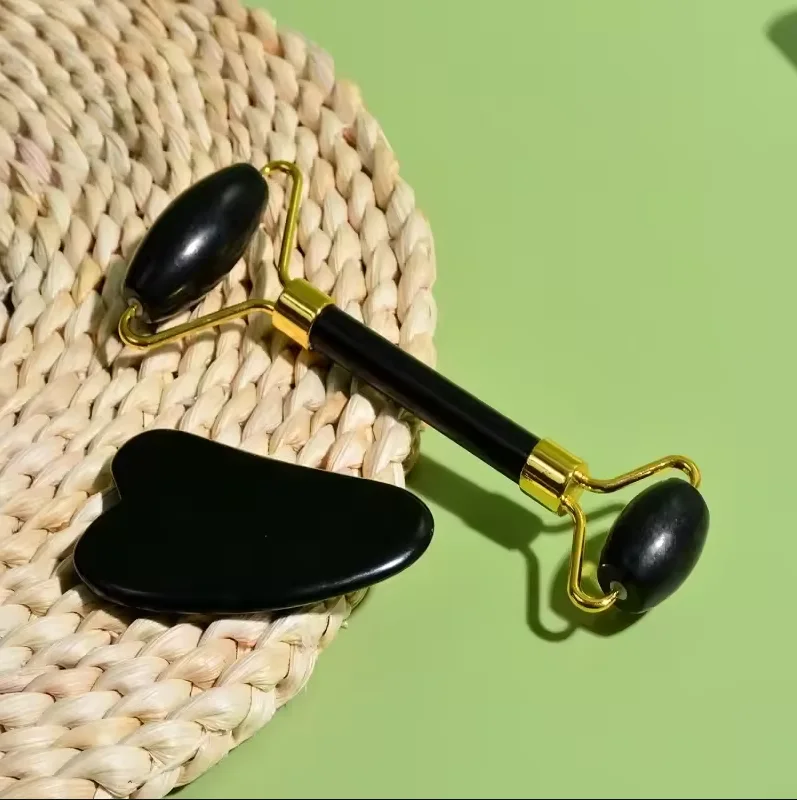 مدلك للوجه مصنوع من الكوارتز الوردي