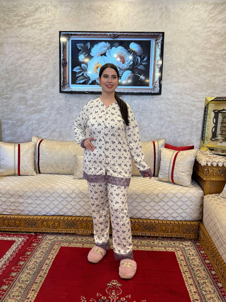 بيجامة رائعة😍 توب صوفة يناسب جميع فصل الخريف وشتاء توب عالي الجودة 🤗👌🏻