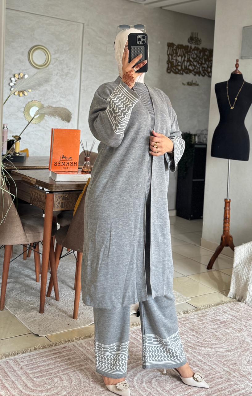 أنصومبل طقم 3 بياس بحلة جديدة مختلفة كاب طويل +سروال عريض ناعم+جيلي صوفي 🌸  تصميم تركي متميز جودة عالية مضمونة