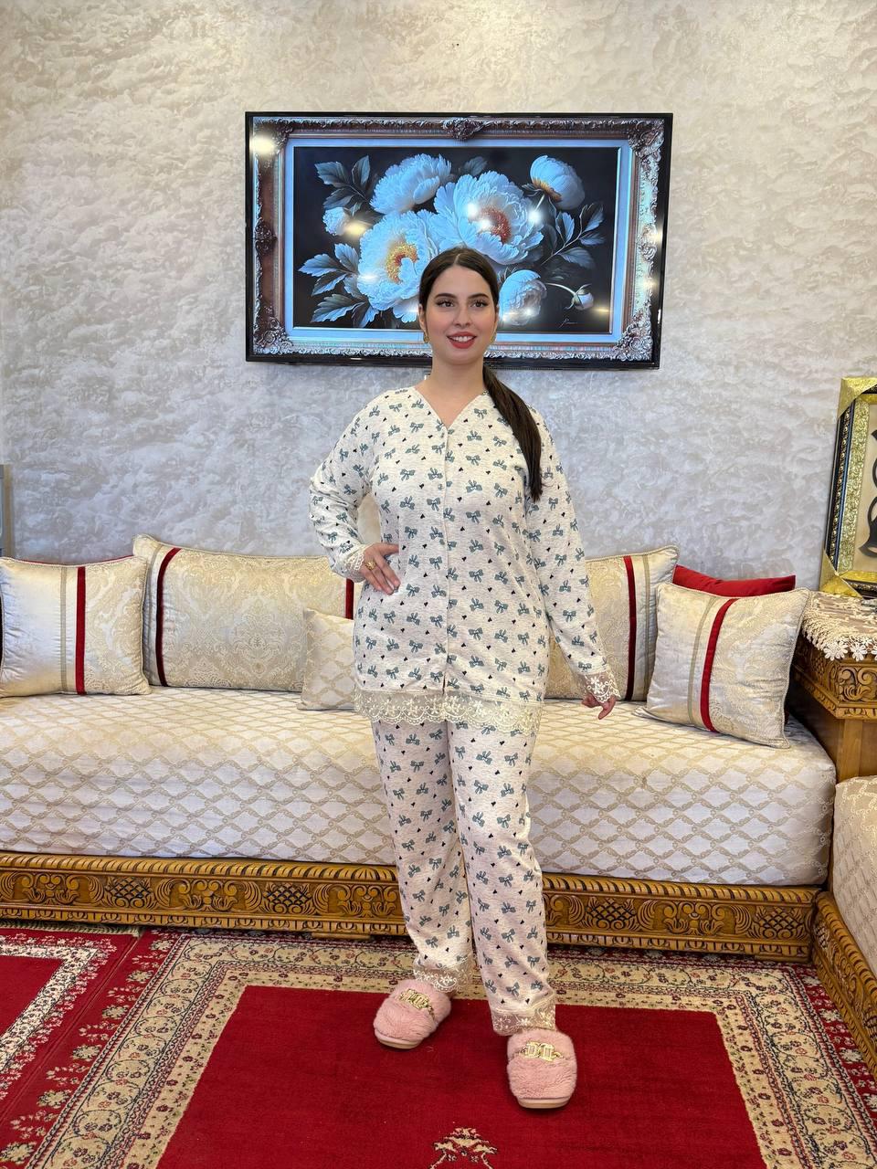 بيجامة رائعة😍 توب صوفة يناسب جميع فصل الخريف وشتاء توب عالي الجودة 🤗👌🏻