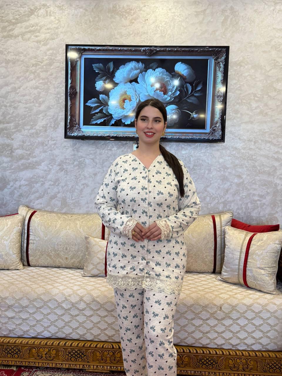 بيجامة رائعة😍 توب صوفة يناسب جميع فصل الخريف وشتاء توب عالي الجودة 🤗👌🏻