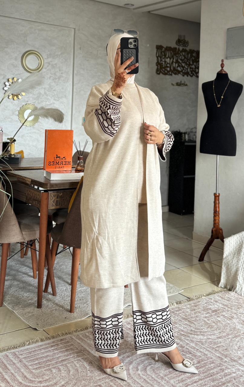 أنصومبل طقم 3 بياس بحلة جديدة مختلفة كاب طويل +سروال عريض ناعم+جيلي صوفي 🌸  تصميم تركي متميز جودة عالية مضمونة