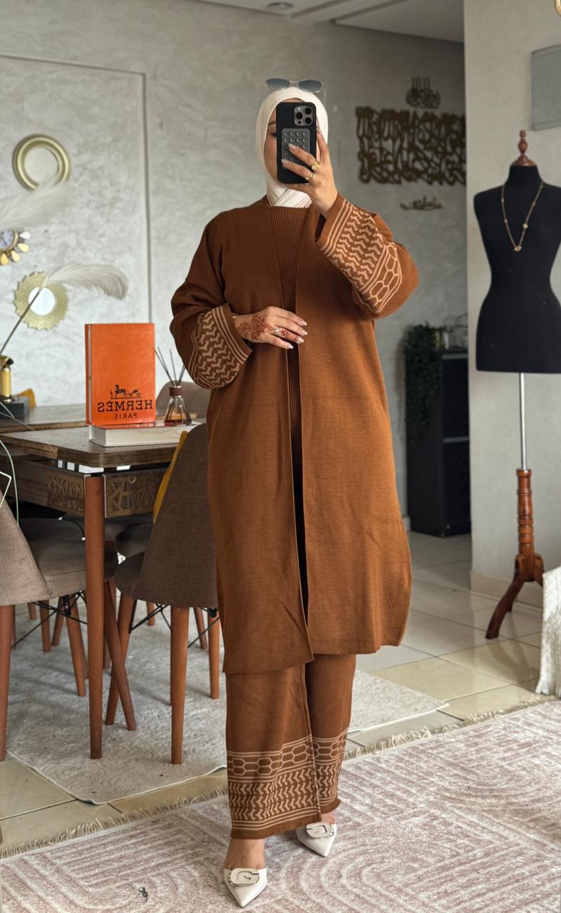 أنصومبل طقم 3 بياس بحلة جديدة مختلفة كاب طويل +سروال عريض ناعم+جيلي صوفي 🌸  تصميم تركي متميز جودة عالية مضمونة