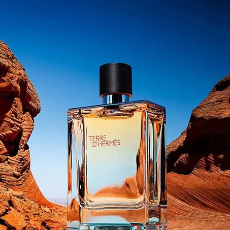🧡🌍 TERRE D’HERMÉS – عطر الأرض والرجولة النقية 🌍🧡