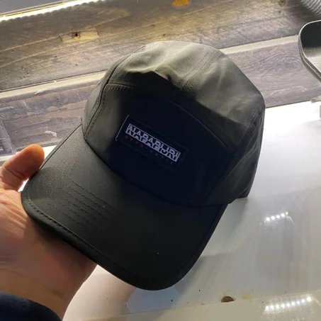 Casquette NAPAPIJRI