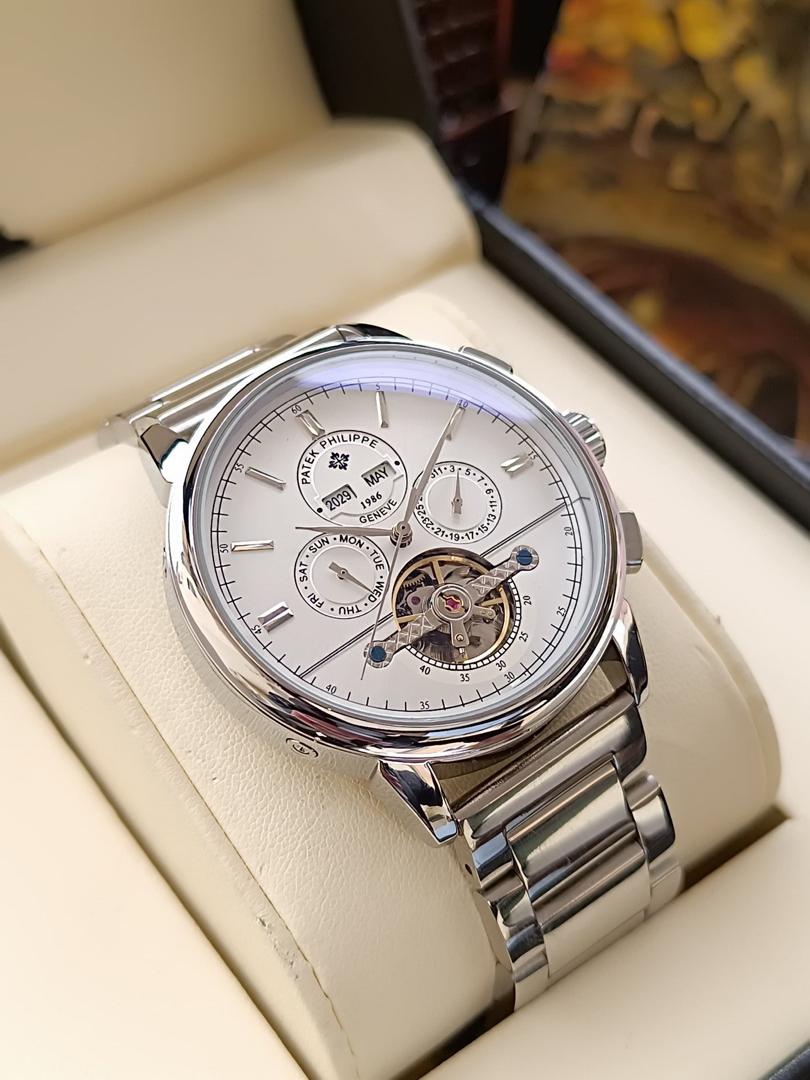 💎 Classique Argent Chronographe — L’élégance intemporelle