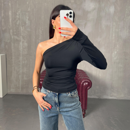 T-shirt À Manches Longues Asymétrique noir.