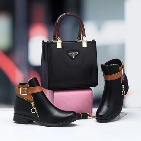 👜👢 جبنا ليكـ هاد المجموعة لي غادي تعطيك أناقة وفخامة ✨