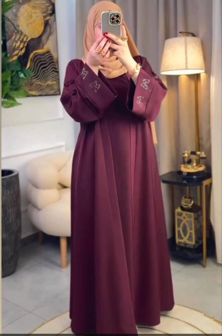 رمضان قرّب، وجبنا ليك عباية من قطعتين مصنوعة باحترافية من ثوب بردا المعروف بجودته العالية!