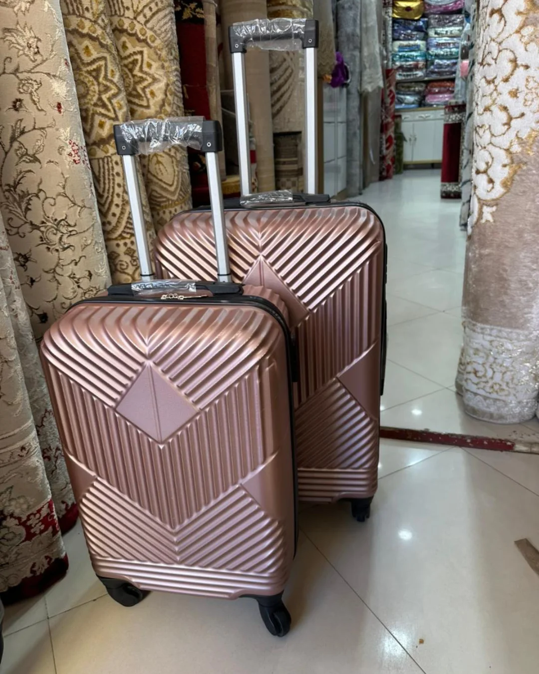 حقيبة سيليكون للرجال والنساء بسعة 10 كجم