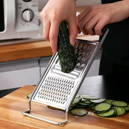 Non-Slip Base Quality Stainless Steel Vegetable/Cheese Grater