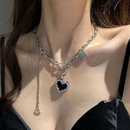 Goth Y2k Acrylic Heart Pendant Necklace For Men And Women