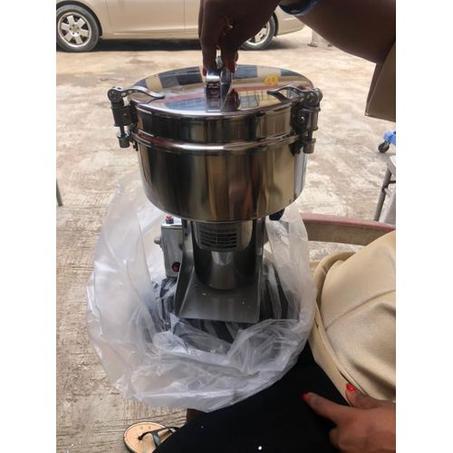 Spice& herb grinder machine