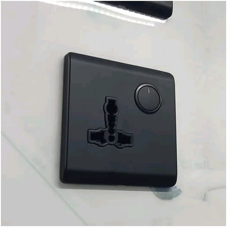 Wall UK Plug Power Socket Mains Fast Charging