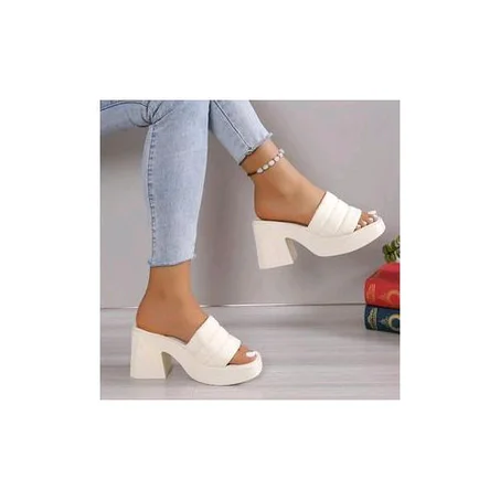 Lovely Ladies Vintage Block Heel Slippers