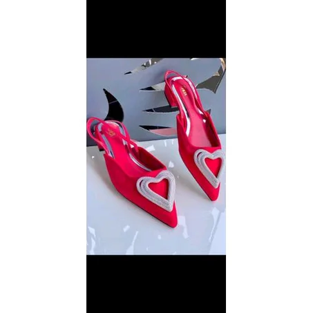 New Stylish Ladies Slippers-Red
