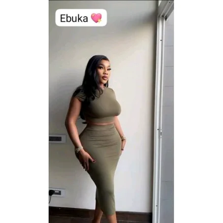 Adorable bodycorn gown for ladies