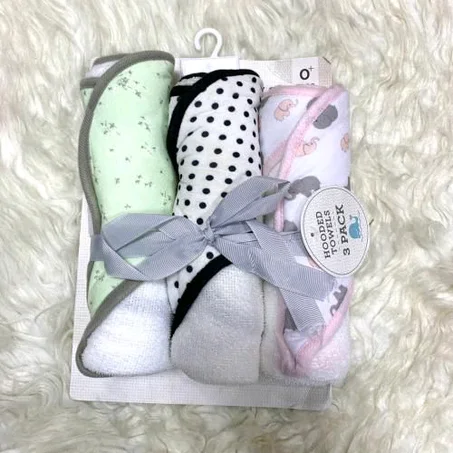 Baby Kiss Baby Girl 3pcs Hooded Towel