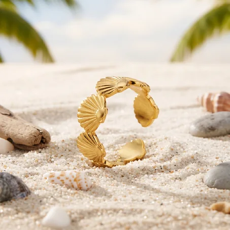 Gold Seashell Band Ring — Stainless Steel