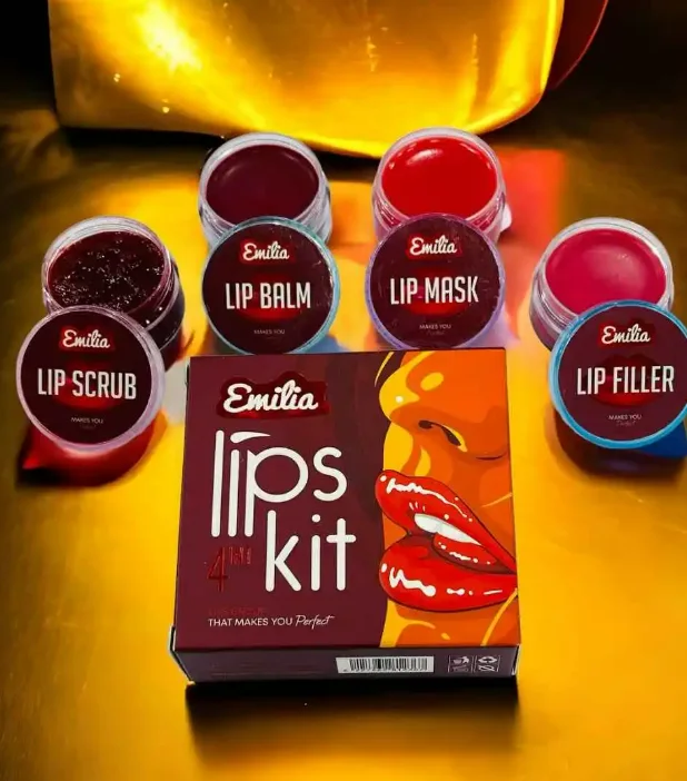 مجموعة إيميليا للعناية بالشفايف (4 في 1) | تقشير، ترطيب، وتكبير (فيلر)