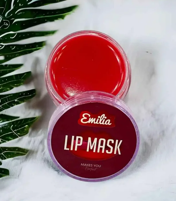 مجموعة إيميليا للعناية بالشفايف (4 في 1) | تقشير، ترطيب، وتكبير (فيلر)