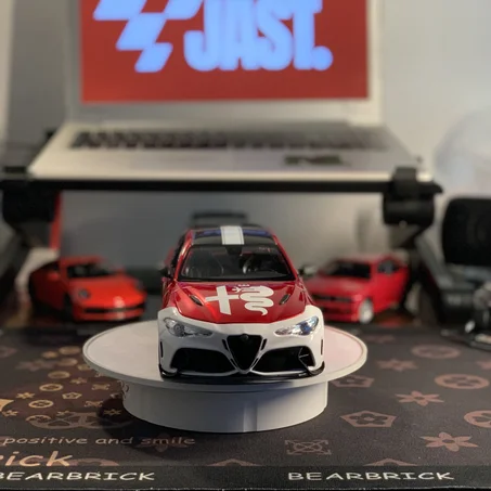 BURAGO ALFA ROMEO 1/18 GIULIA GTAm 2020