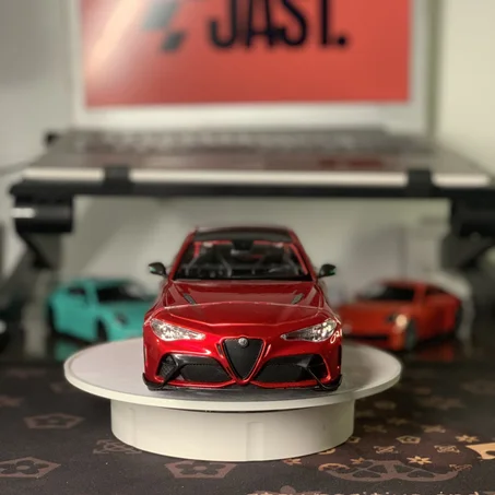 1/18 BURAGO - ALFA ROMEO - GIULIA GTAm 2020
