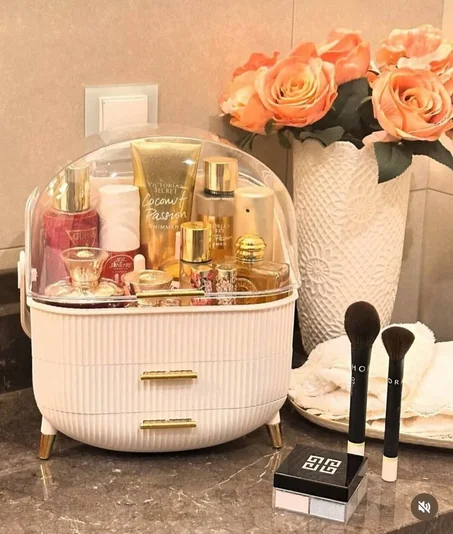 منظم مكياج مع أدراج