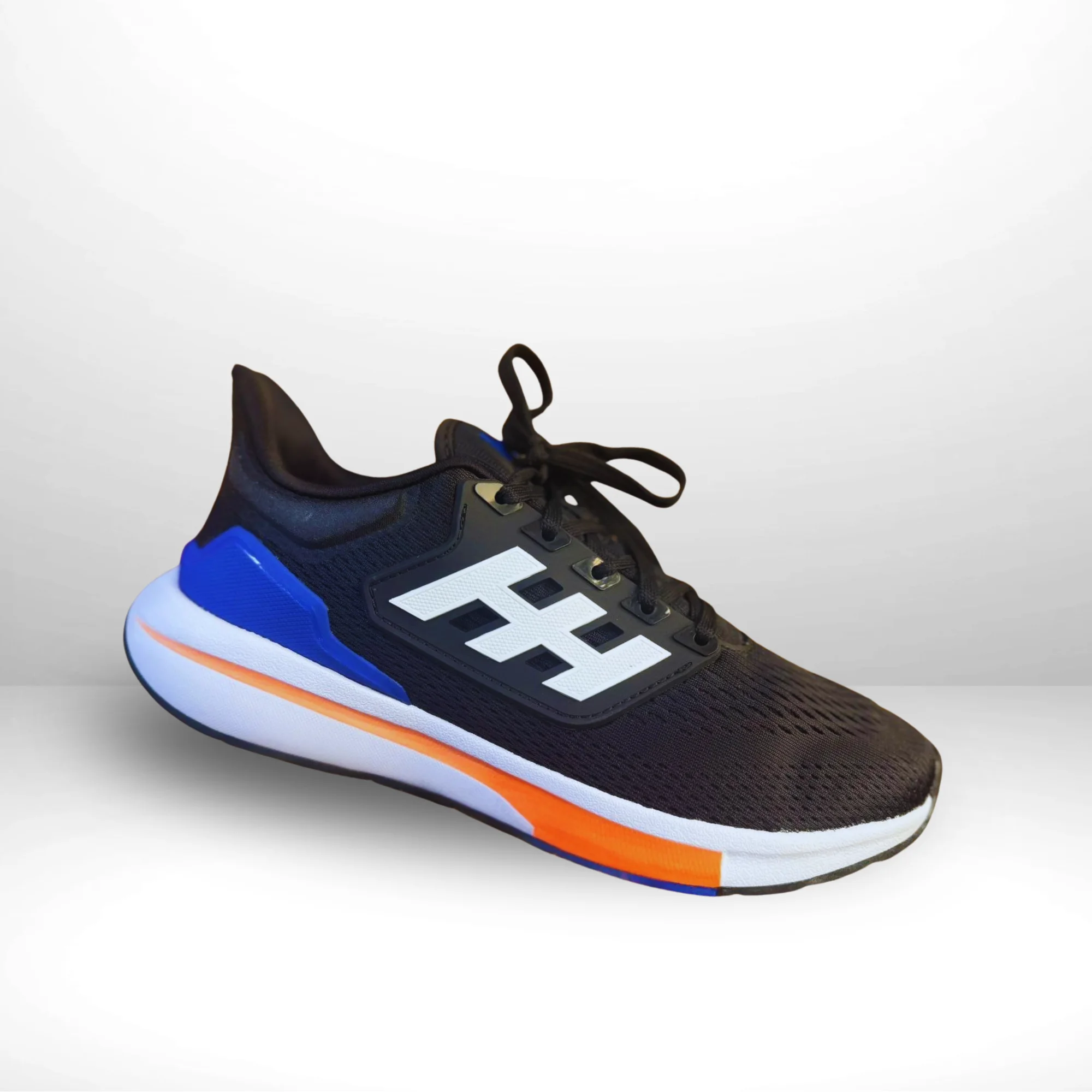 حذاء رياضي خفيف ومريح للأداء العالي 🏃‍♂️