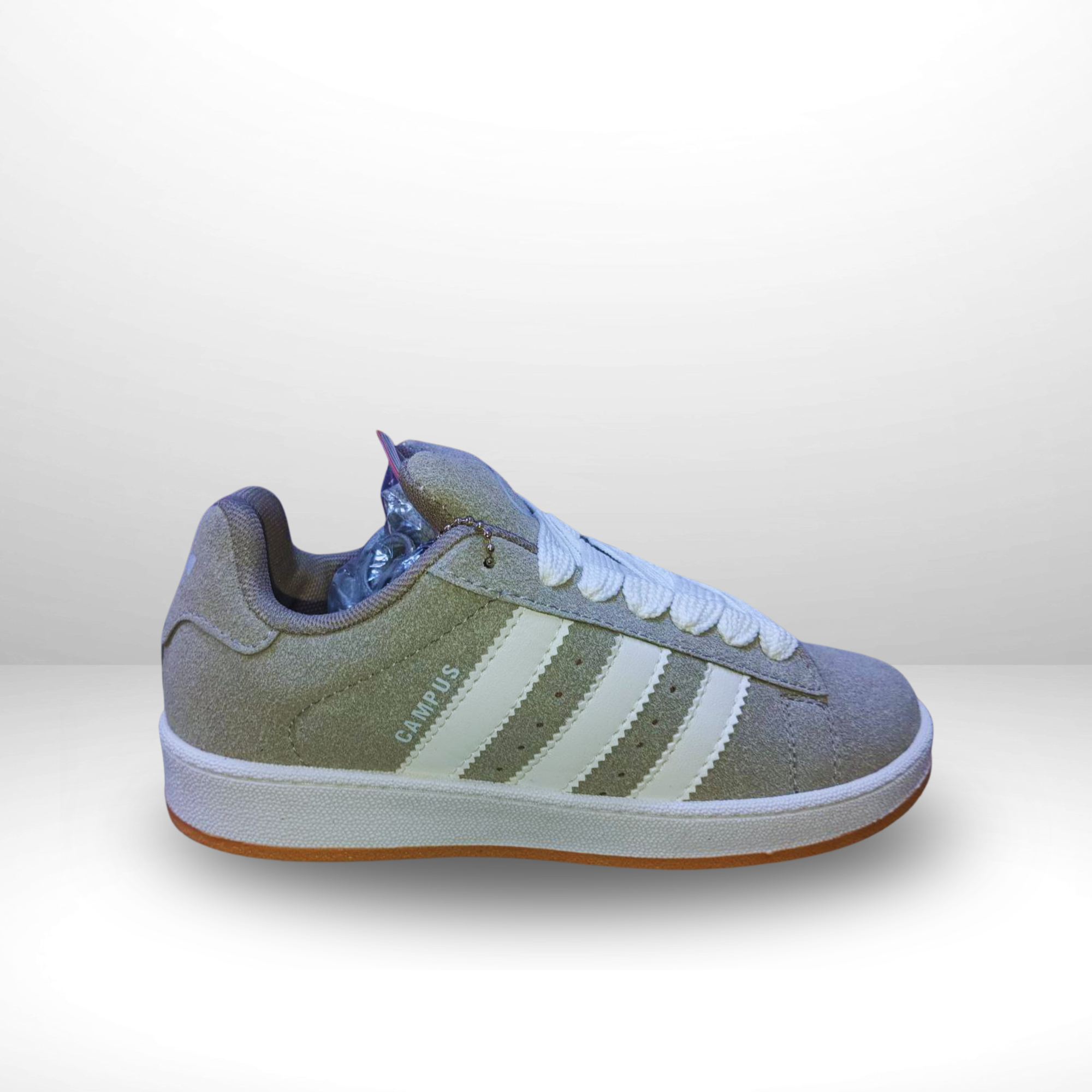 سبرديلة Adidas Campus – أناقة كلاسيكية وراحة لا تُضاهى 👟