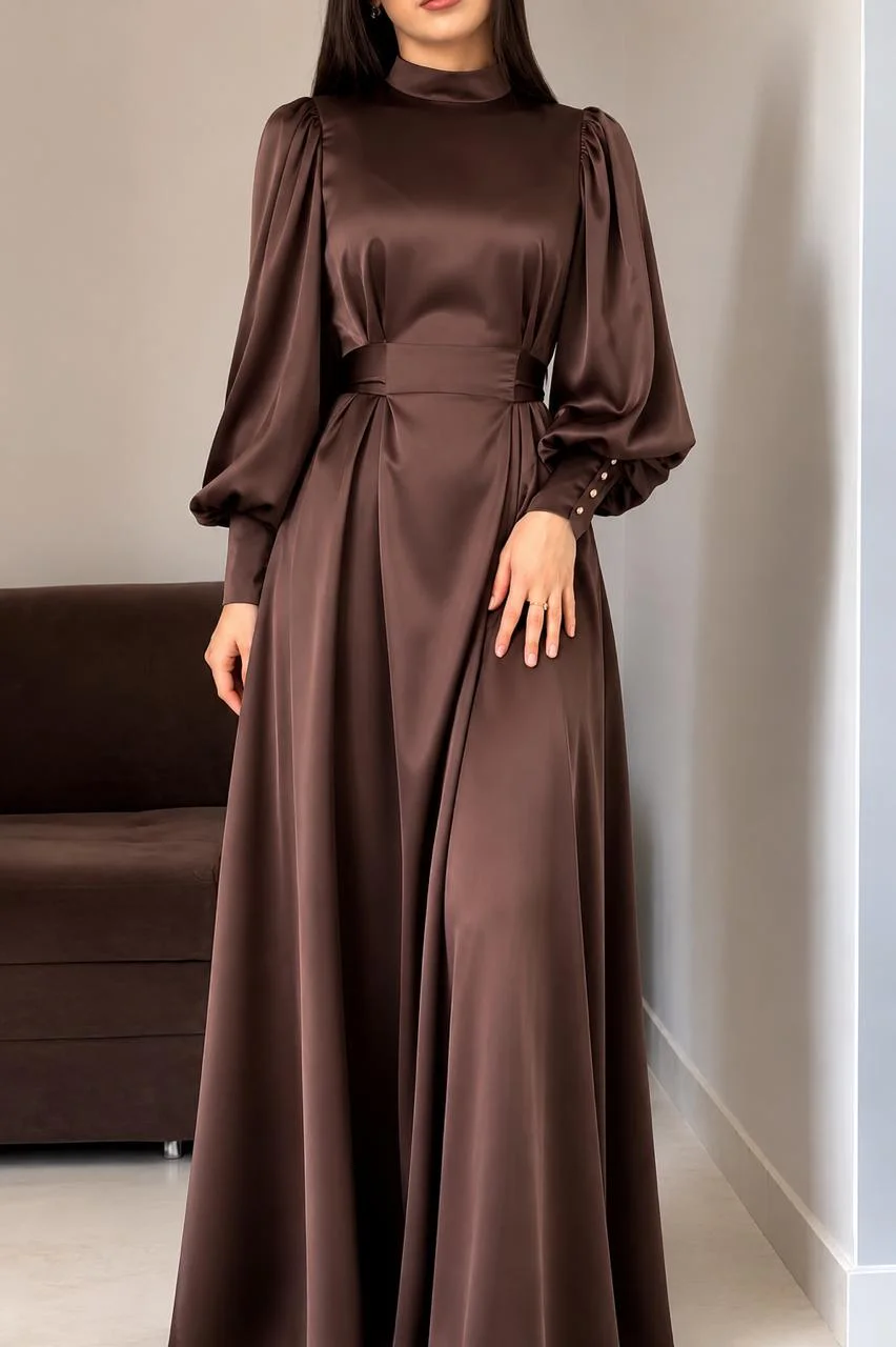كسوة ساتان أنيقة بأكمام منفوشة