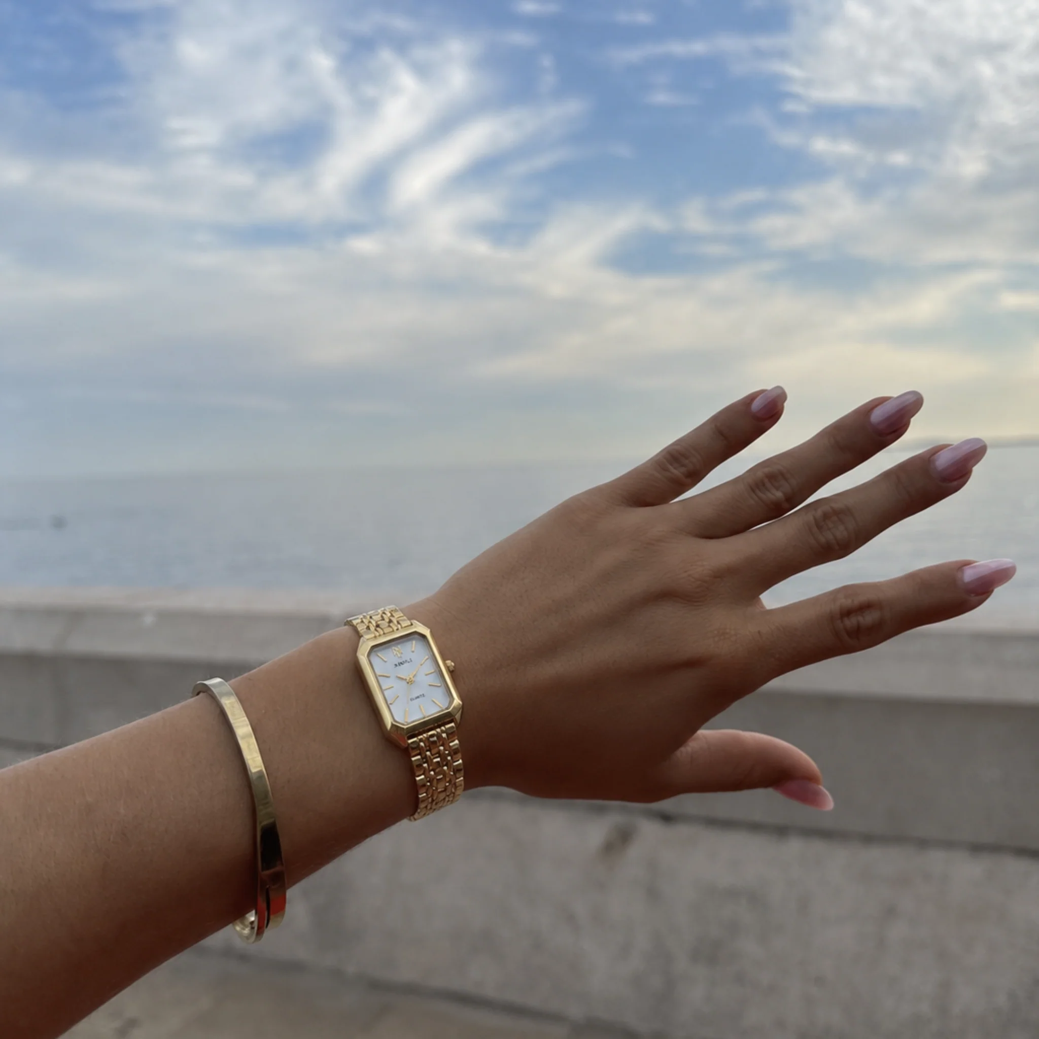 XIMILI Luxe Watch