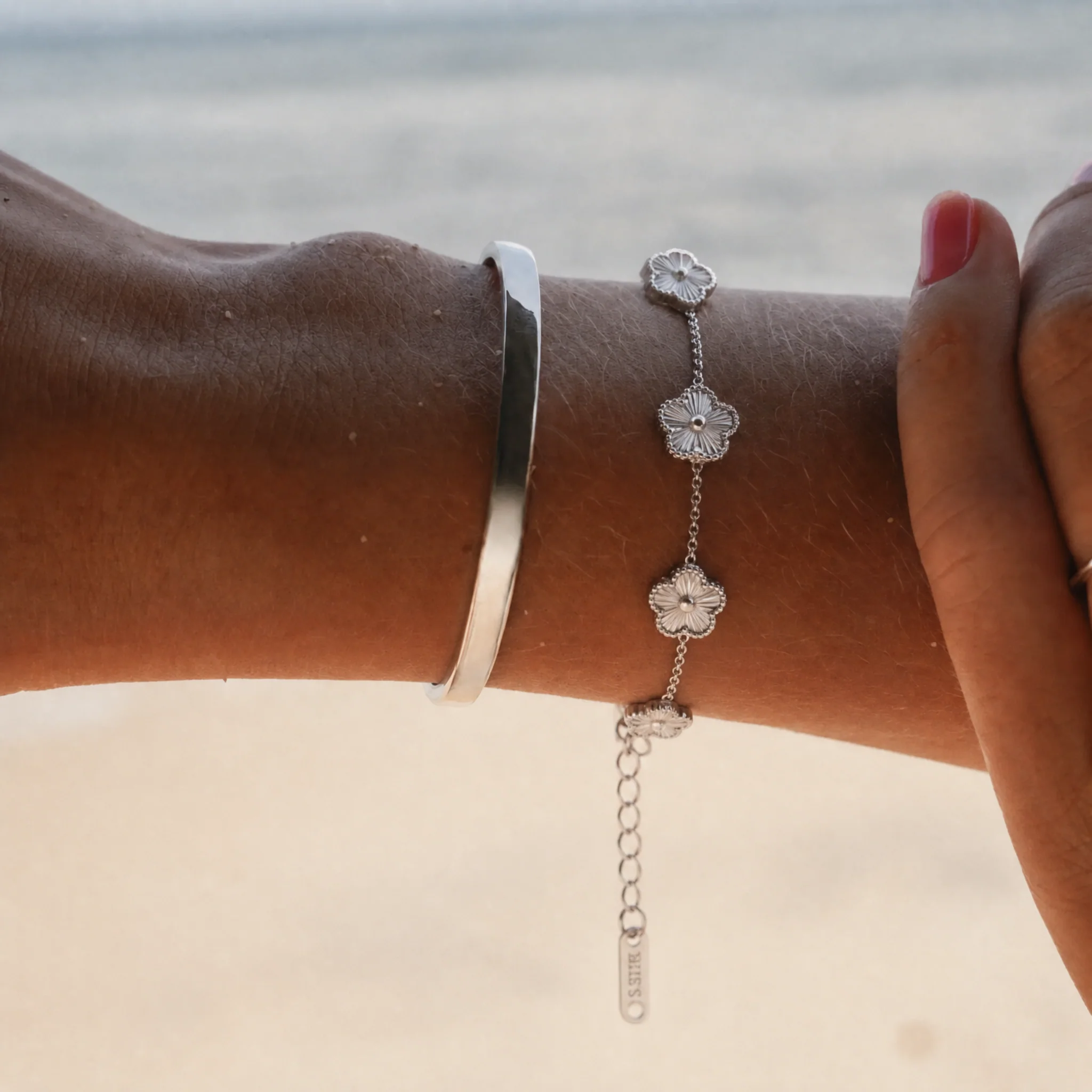 Lucky Grass Five Leaf Flower Bracelet