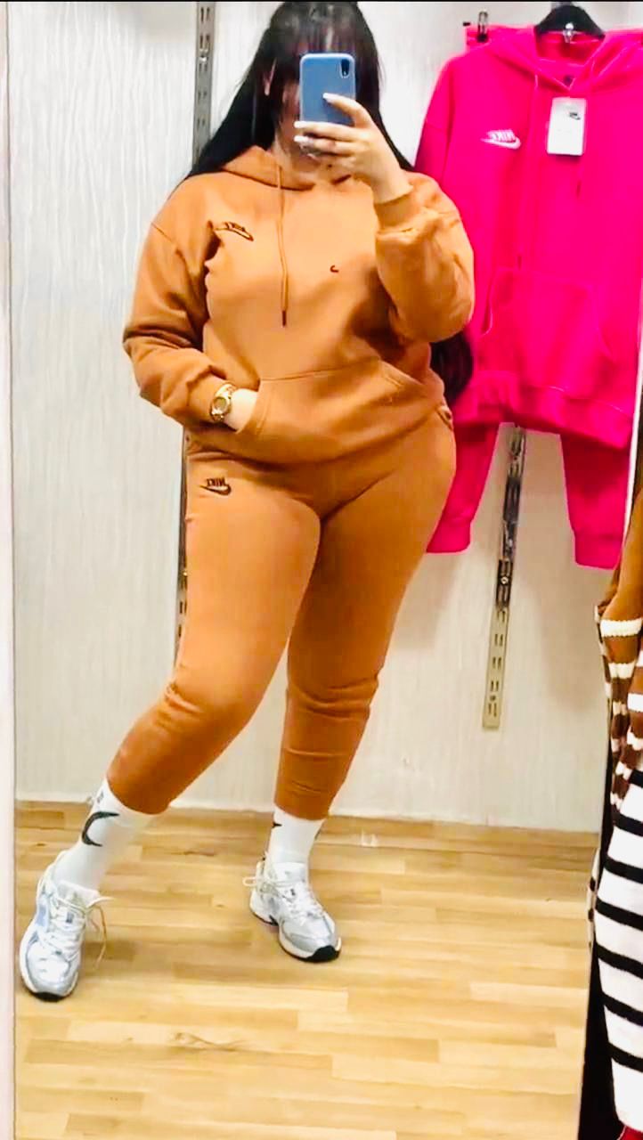 أنسوبل نسائي فائق الجاذبية والأناقة ✨👗