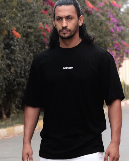 Oversize black T-shirt