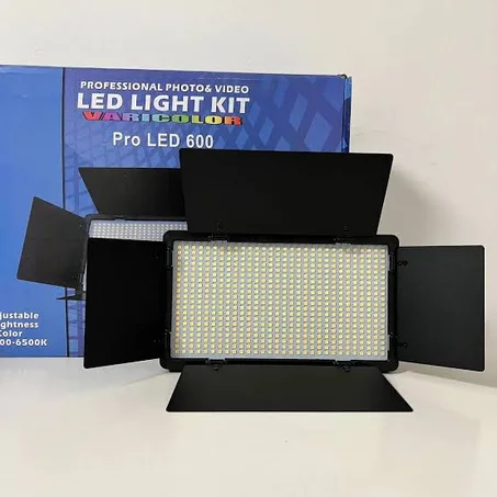 Professional Pro LED 600 Video Light Kit