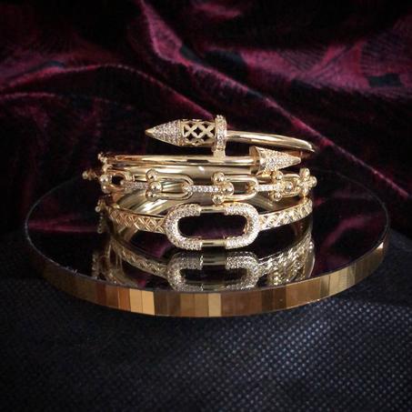 (ثلاثة براسليات) باك متكامل لعشاق الجودة والاناقة REFBRA16