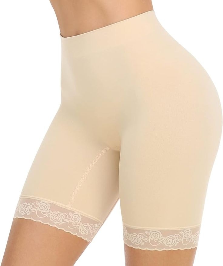 Slip short invisible avec dentelle